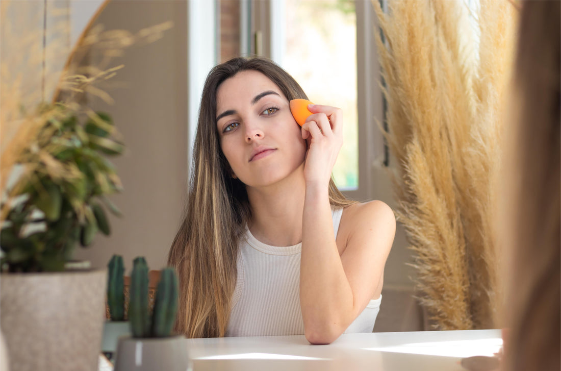 How to Reapply Sunscreen Without Messing Up Your Makeup